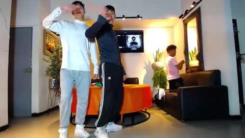 Snapshot of 1pushman chatting on 02/28/26, 01:45 pushman online show from 02/28/26, 01:45