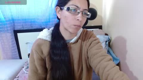 paola online show from 02/19/25, 10:31