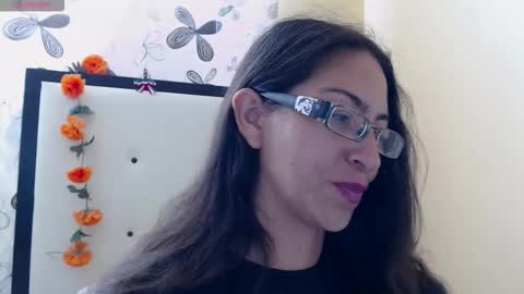 paola online show from 03/16/26, 08:46