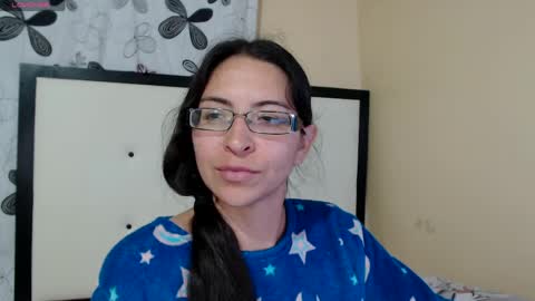 Snapshot of 1sasha_grey__1 chatting on 05/12/26, 02:30 paola online show from 05/12/26, 02:30