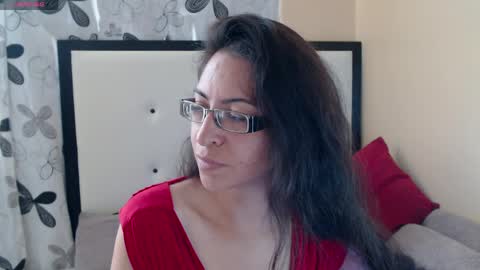 Snapshot of 1sasha_grey__1 chatting on 06/05/26, 06:24 paola online show from 06/05/26, 06:24