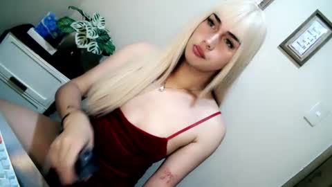 Snapshot of 1sexy_kattie chatting on 06/18/26, 09:14 1sexy kattie online show from 06/18/26, 09:14