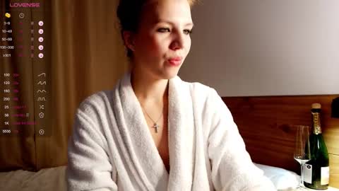 VICTORIA online show from 09/14/25, 01:05