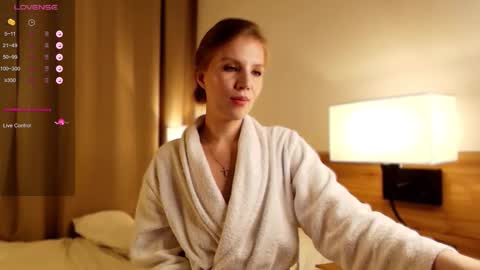 VICTORIA online show from 11/01/25, 01:18