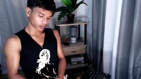 1sweetloverxx online show from 07/15/26, 05:51