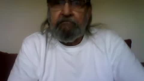 Snapshot of 1valentine chatting on 04/16/26, 06:19 1valentine online show from 04/16/26, 06:19