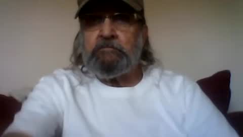 Snapshot of 1valentine chatting on 04/19/26, 08:00 1valentine online show from 04/19/26, 08:00