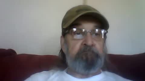 Snapshot of 1valentine chatting on 04/27/26, 03:43 1valentine online show from 04/27/26, 03:43