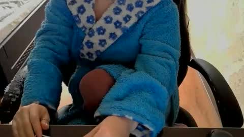 1your_hot_girls online show from 03/30/26, 10:49