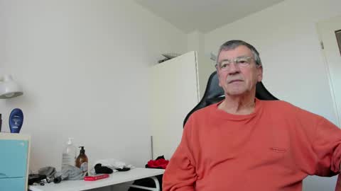 Henk online show from 03/03/25, 03:20