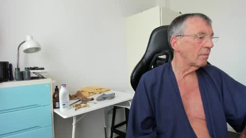 Henk online show from 03/29/26, 11:10