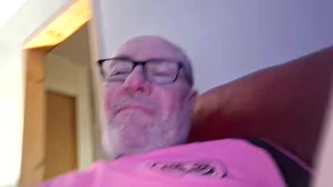 211skoosh online show from 10/27/25, 05:50