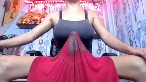 Snapshot of 21cmmusclecockts chatting on 02/15/26, 02:58 mharjorie online show from 02/15/26, 02:58