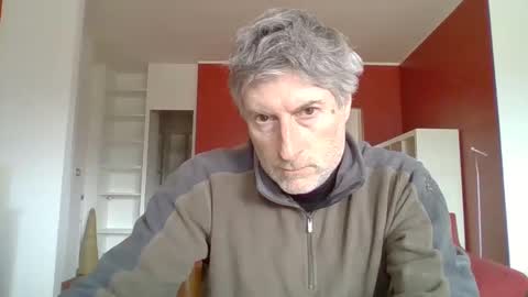 22esserre online show from 03/10/25, 01:21