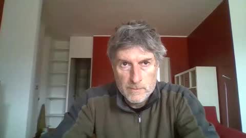 22esserre online show from 03/12/25, 04:02