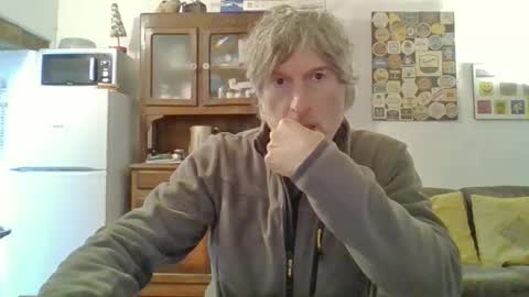 22esserre online show from 12/02/25, 12:32