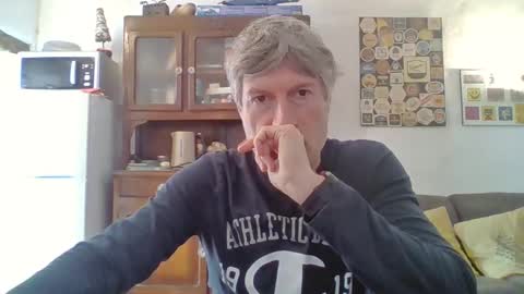 Snapshot of 22esserre chatting on 02/23/26, 12:46 22esserre online show from 02/23/26, 12:46