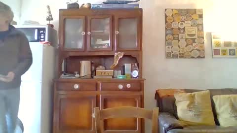 Snapshot of 22esserre chatting on 02/26/26, 01:10 22esserre online show from 02/26/26, 01:10