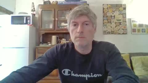 Snapshot of 22esserre chatting on 02/27/26, 03:23 22esserre online show from 02/27/26, 03:23