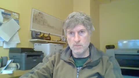 Snapshot of 22esserre chatting on 03/03/26, 04:24 22esserre online show from 03/03/26, 04:24