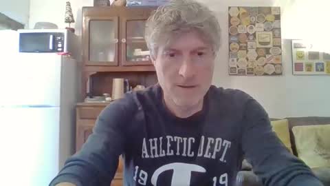 Snapshot of 22esserre chatting on 03/06/26, 02:02 22esserre online show from 03/06/26, 02:02