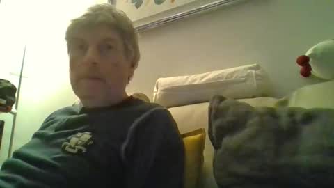 Snapshot of 22esserre chatting on 03/07/26, 09:56 22esserre online show from 03/07/26, 09:56