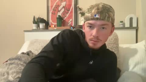 Snapshot of 26sneakers chatting on 12/19/24, 11:14 26sneakers online show from 12/19/24, 11:14