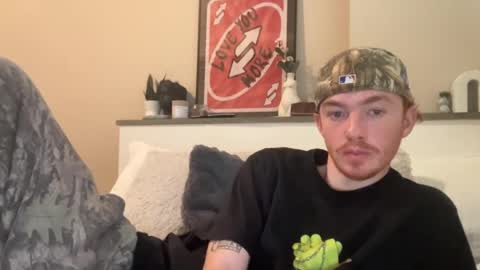 Snapshot of 26sneakers chatting on 02/04/25, 07:00 26sneakers online show from 02/04/25, 07:00