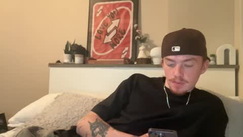 Snapshot of 26sneakers chatting on 02/19/25, 02:44 26sneakers online show from 02/19/25, 02:44