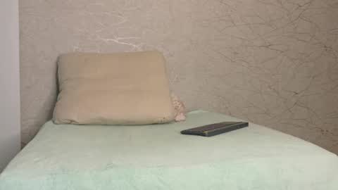 2alexoconor online show from 03/02/25, 11:42