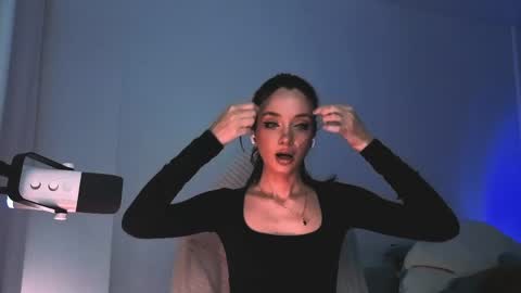 Sasha weekend from 14 to 27 November online show from 04/06/26, 07:48