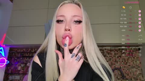     30 NOV  online show from 12/18/25, 11:49