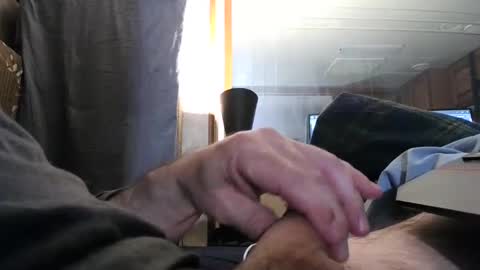 2hard2handle14 online show from 01/31/25, 01:01