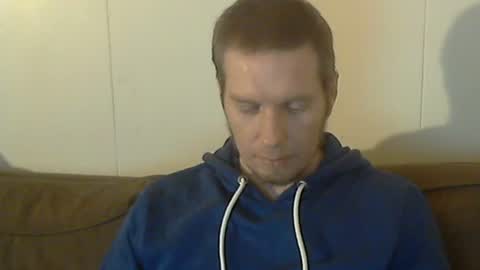 Snapshot of 2small4you83 chatting on 12/12/24, 11:47 2small4you83 online show from 12/12/24, 11:47