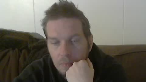 Snapshot of 2small4you83 chatting on 01/10/25, 12:38 2small4you83 online show from 01/10/25, 12:38