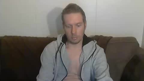 2small4you83 online show from 03/20/26, 10:14