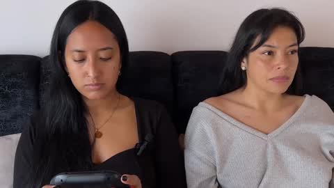 Dalilah and Tarah online show from 09/22/25, 02:52