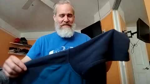 Snapshot of 32666damon chatting on 01/13/26, 07:52 32666damon online show from 01/13/26, 07:52