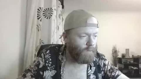 Snapshot of 33uk3 chatting on 10/19/25, 10:32 33UK online show from 10/19/25, 10:32