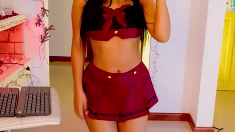 Snapshot of 3kam_amazonian chatting on 01/04/25, 10:38 independent model online show from 01/04/25, 10:38