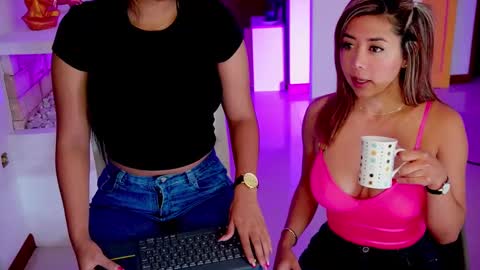 Snapshot of 3kam_amazonian chatting on 03/06/25, 09:03 independent model online show from 03/06/25, 09:03