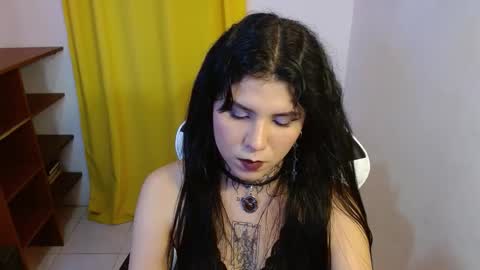 erika online show from 02/01/26, 01:48