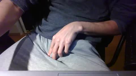 Snapshot of 3stepsaheadd chatting on 03/08/25, 07:31 Steps online show from 03/08/25, 07:31