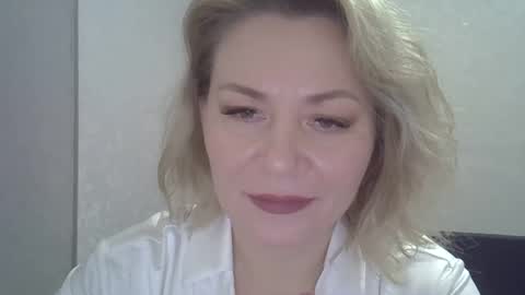 3susie online show from 11/11/25, 09:09