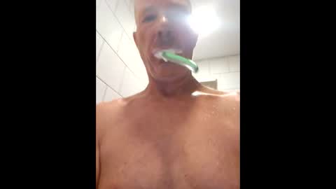 Thisguy online show from 11/26/25, 01:01