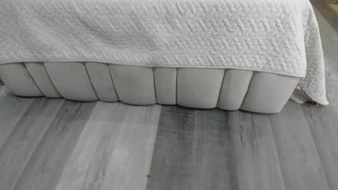 3X NAXAA online show from 09/16/25, 12:17