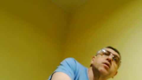 Snapshot of 41bigdick41 chatting on 03/25/26, 05:35 41bigdick41 online show from 03/25/26, 05:35