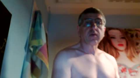 Snapshot of 41bigdick41 chatting on 04/01/26, 04:46 41bigdick41 online show from 04/01/26, 04:46