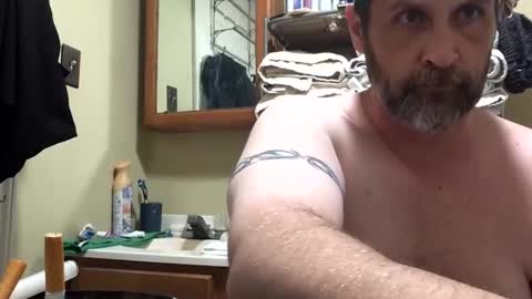 Snapshot of 4kbrandon2fck chatting on 12/16/24, 10:18 Kyle Brandon online show from 12/16/24, 10:18