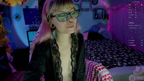 Mo online show from 09/24/25, 01:58